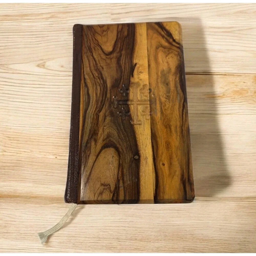 Vtg 1958 KJV Holy Bible‎ Olive Wood Cover From Jerusalem Pocket Size King James